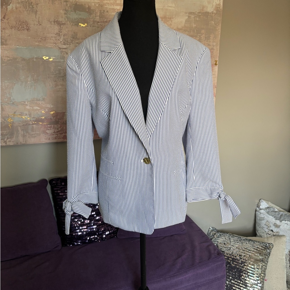 Anne Klein Blue and White Blazer with Tailored Professional‎ Cut Size XL
